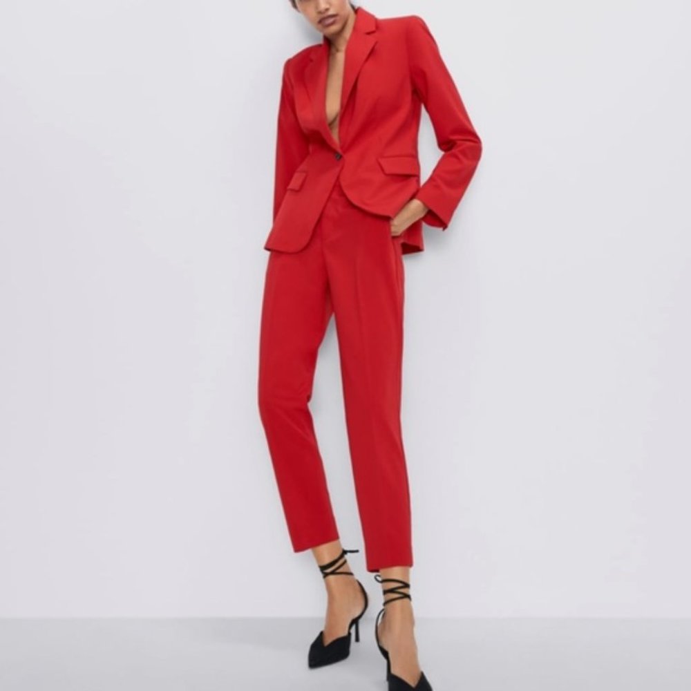 Zara Woman Red Crop Pants sz US 4, EU 36